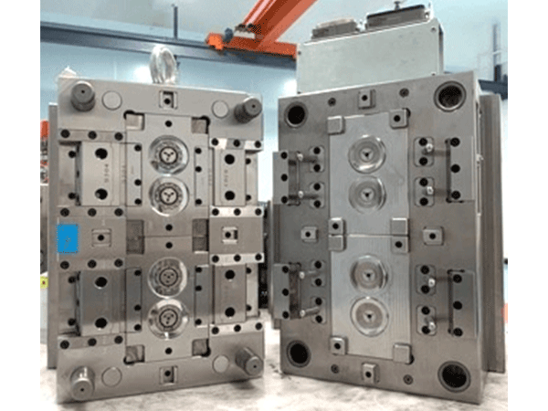 Plastic injection molds  (20)