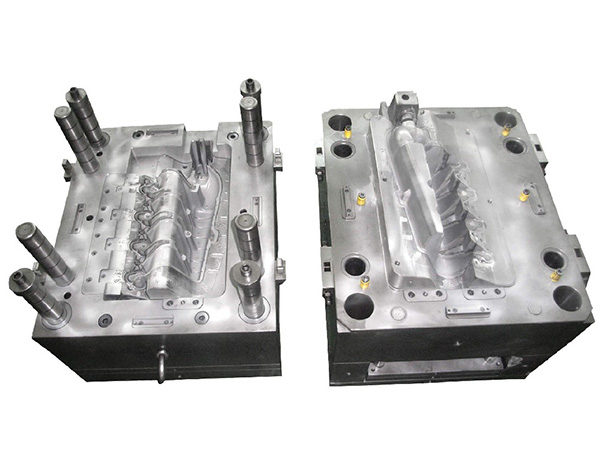 Plastic injection molds  (9)