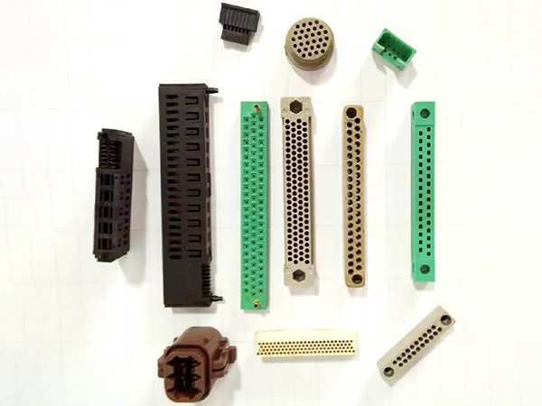 Precision Connectors Plastic Parts